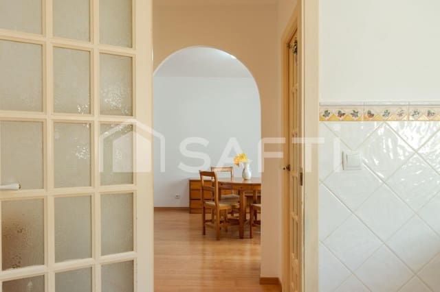 3 bedroom Flat for sale in Alcalà de Xivert pueblo, Alcalá de Xivert - € 135,000 (Ref: 9596021)