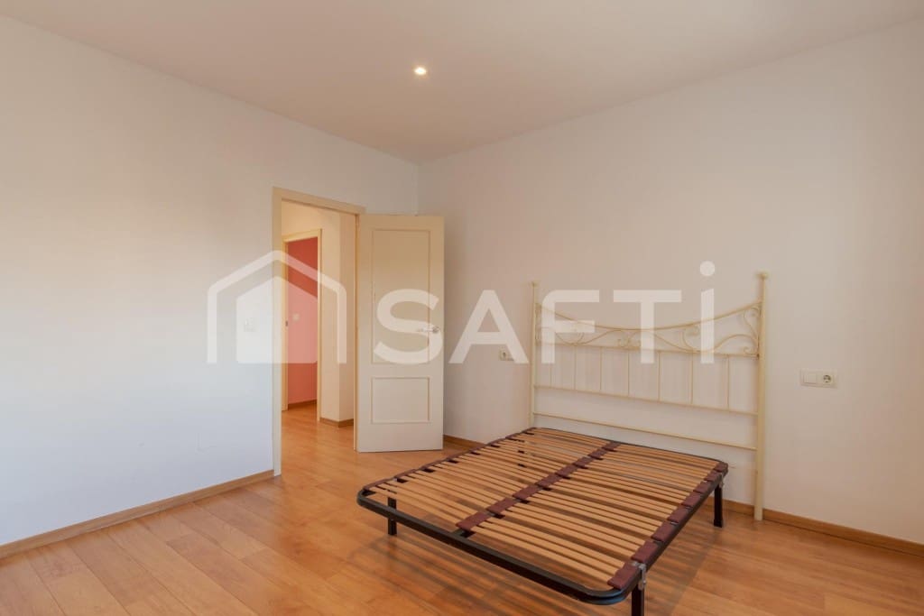 3 bedroom Flat for sale in Alcala de Xivert - € 135,000 (Ref: 9596021)