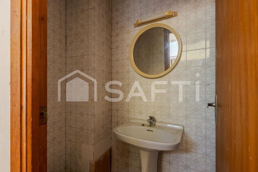 Kommersiell till salu i Alcala de Xivert - 30 000 € (Ref: 9596022)