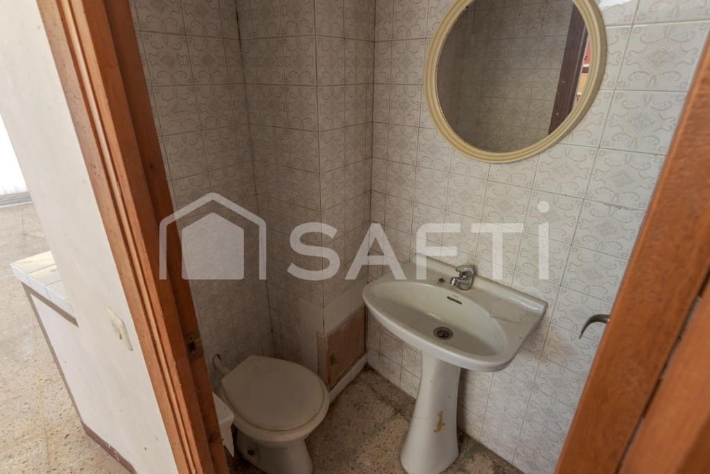 Kommersiell till salu i Alcala de Xivert - 30 000 € (Ref: 9596022)