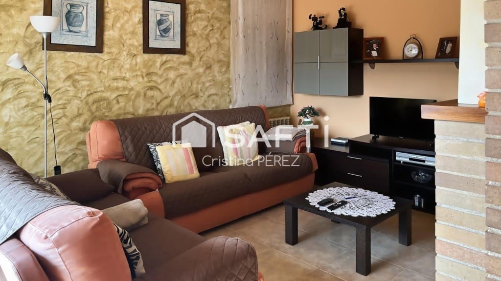 4 soveværelse Villa til salg i Vidreres med garage - € 295.000 (Ref: 9599407)