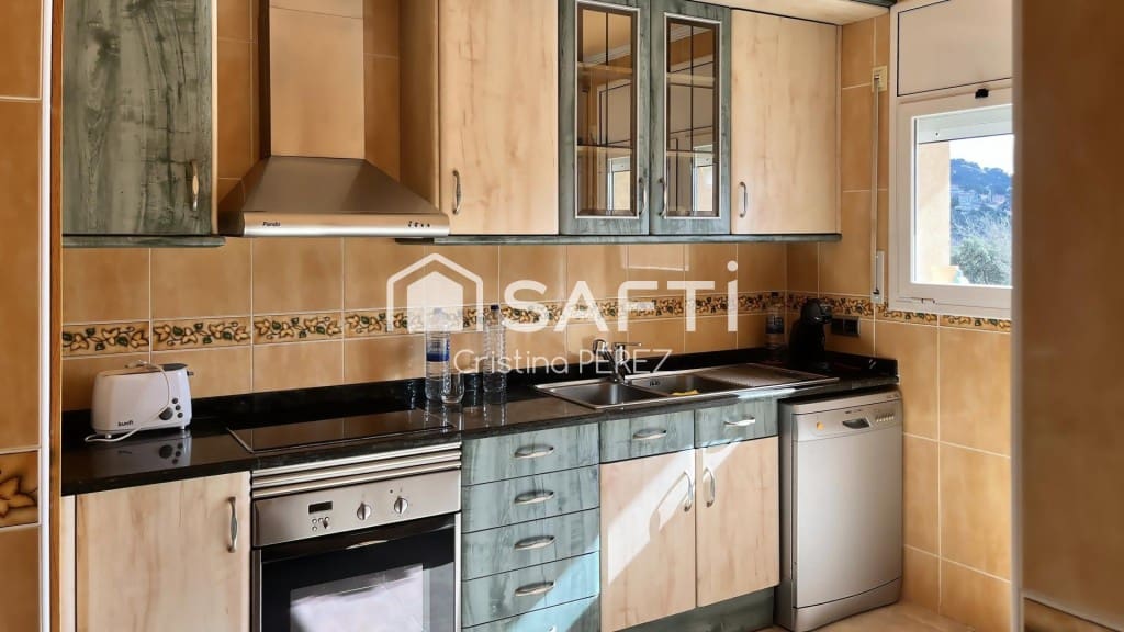 4 soveværelse Villa til salg i Vidreres med garage - € 295.000 (Ref: 9599407)