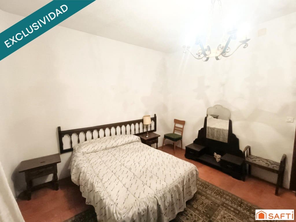 4 bedroom Terraced Villa for sale in Arenas de San Juan - € 42,000 (Ref: 9599408)