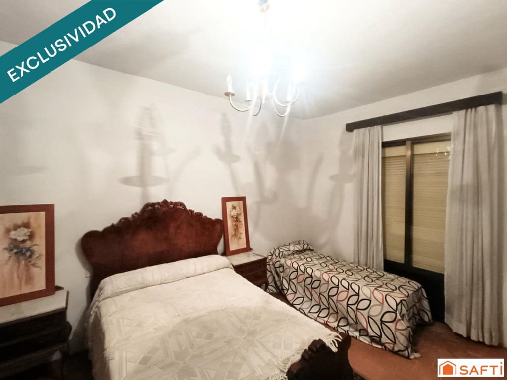 4 bedroom Terraced Villa for sale in Arenas de San Juan - € 42,000 (Ref: 9599408)