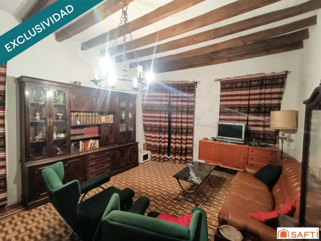 4 bedroom Terraced Villa for sale in Arenas de San Juan - € 42,000 (Ref: 9599408)