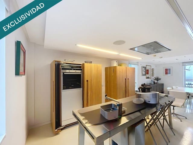 4 sypialnia Willa na sprzedaż w Santiago de Compostela z basenem garażem - 1 250 000 € (Ref: 9599410)