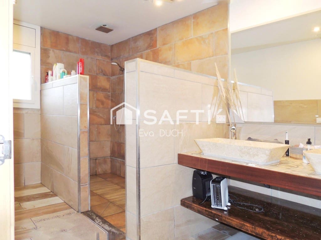 3 soveværelse Villa til salg i Macanet de la Selva - € 350.000 (Ref: 9599411)