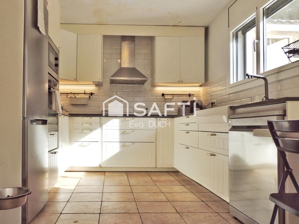 3 soveværelse Villa til salg i Macanet de la Selva - € 350.000 (Ref: 9599411)