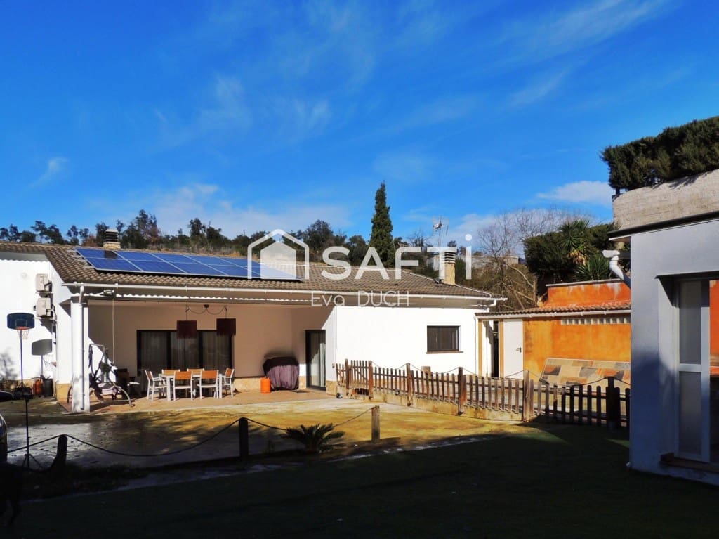 3 soveværelse Villa til salg i Macanet de la Selva - € 350.000 (Ref: 9599411)