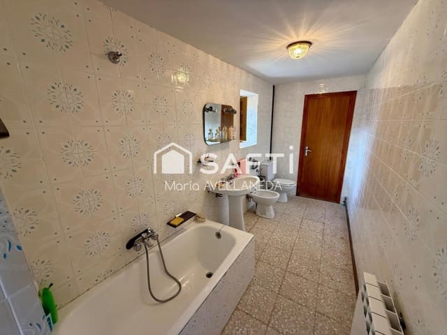 3 bedroom Finca/Country House for sale in Toral de los Guzmanes - € 60,000 (Ref: 9599412)