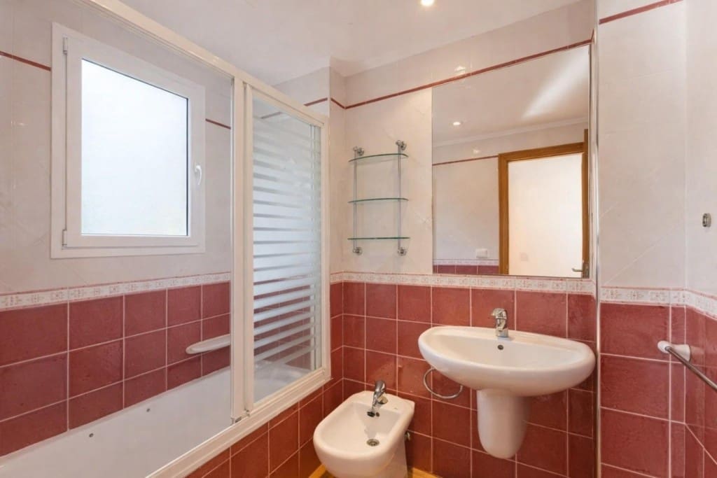 3 sovrum Villa till salu i Oropesa  med pool garage - 339 000 € (Ref: 9599418)