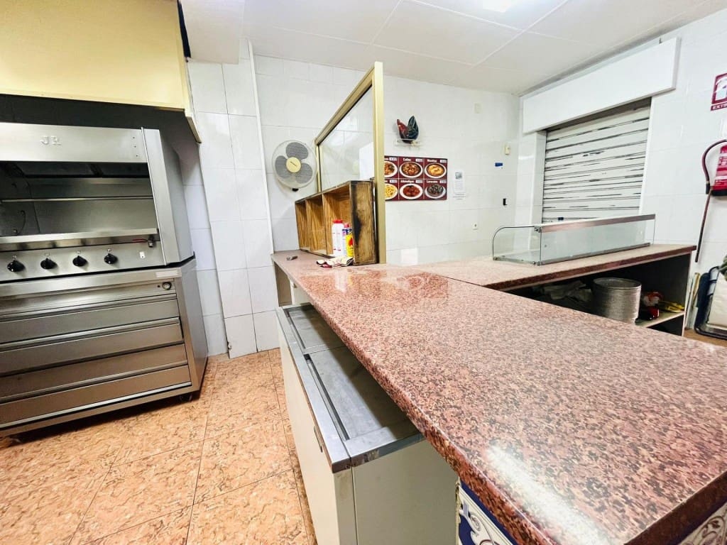 2 slaapkamer Villa te koop in Almoradi - € 90.000 (Ref: 9604870)