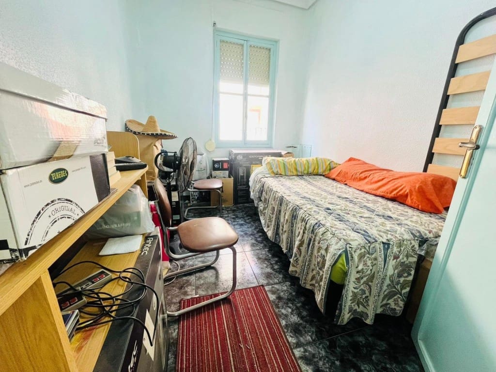 2 slaapkamer Villa te koop in Almoradi - € 90.000 (Ref: 9604870)