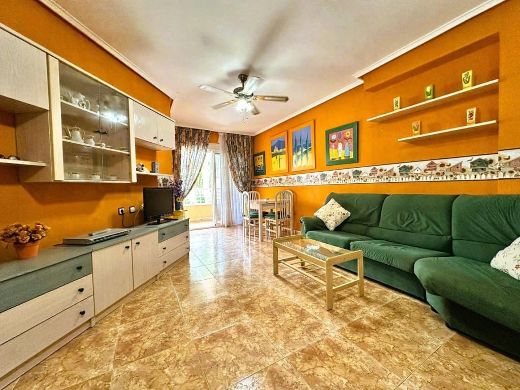 3 sovrum Lägenhet till salu i Guardamar del Segura med garage - 239 900 € (Ref: 9604873)