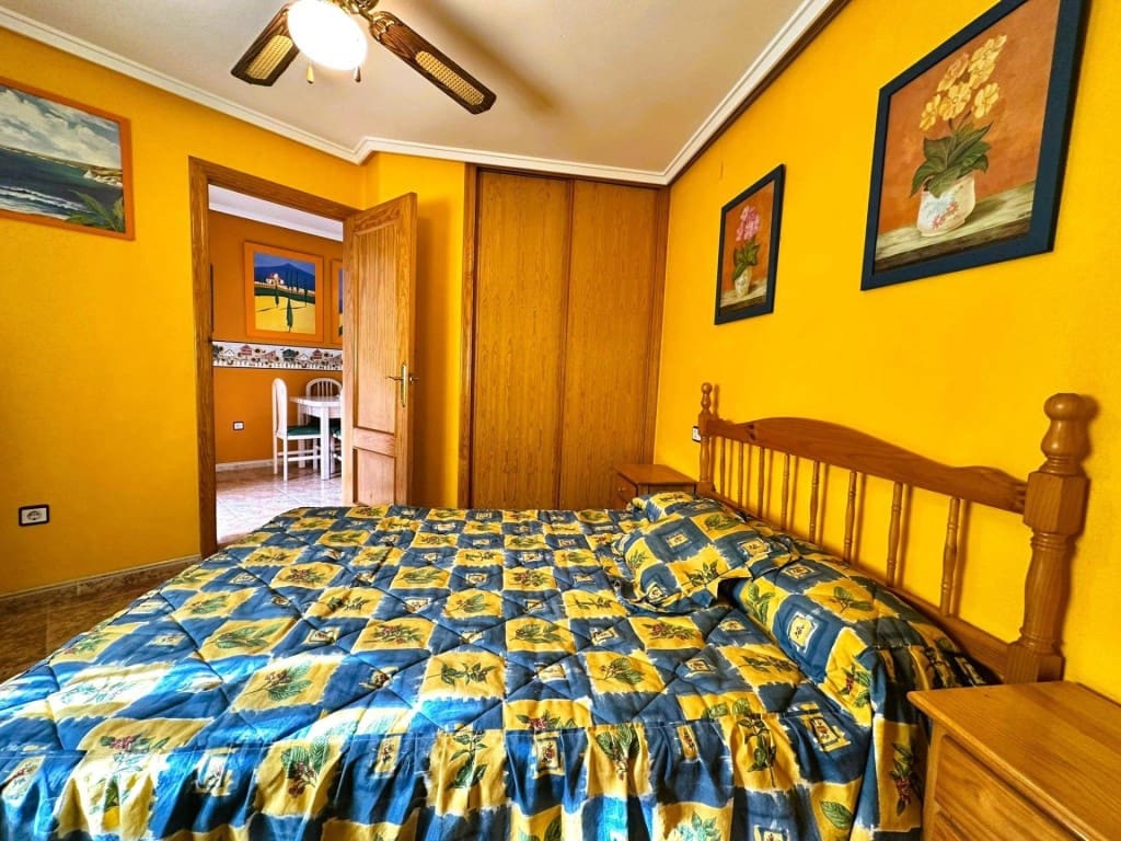 3 sovrum Lägenhet till salu i Guardamar del Segura med garage - 239 900 € (Ref: 9604873)