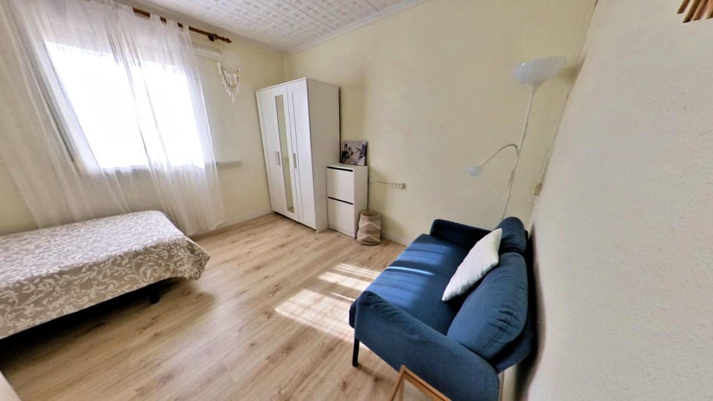 3 makuuhuone Huoneisto myytävänä paikassa Alicante kaupunki - 183 000 € (Ref: 9604875)