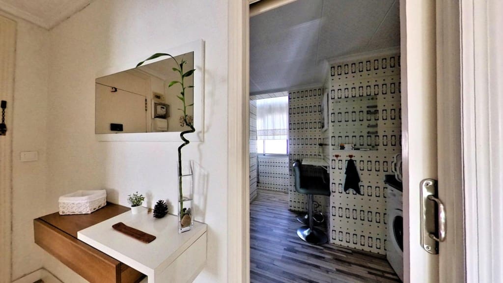 3 makuuhuone Huoneisto myytävänä paikassa Alicante kaupunki - 183 000 € (Ref: 9604875)