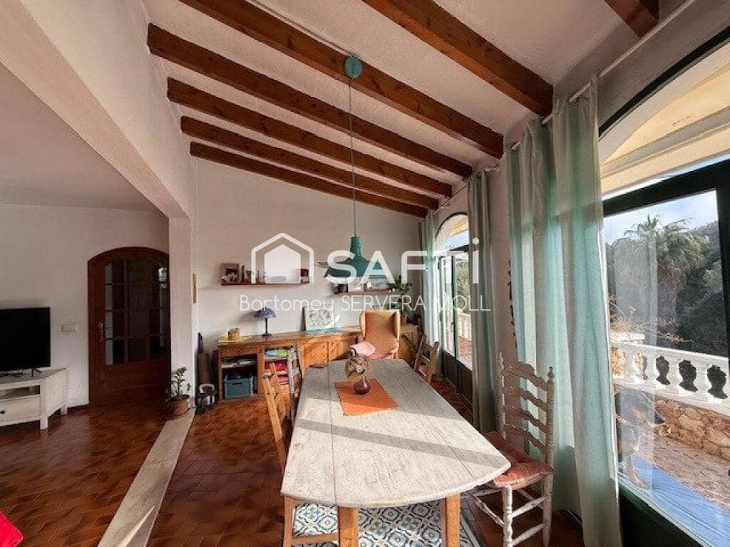 3 bedroom Finca/Country House for sale in Ciutadella de Menorca with pool garage - € 995,000 (Ref: 9604876)