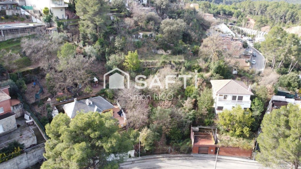 Terrain à Bâtir à vendre à Cervello - 70 000 € (Ref: 9604877)