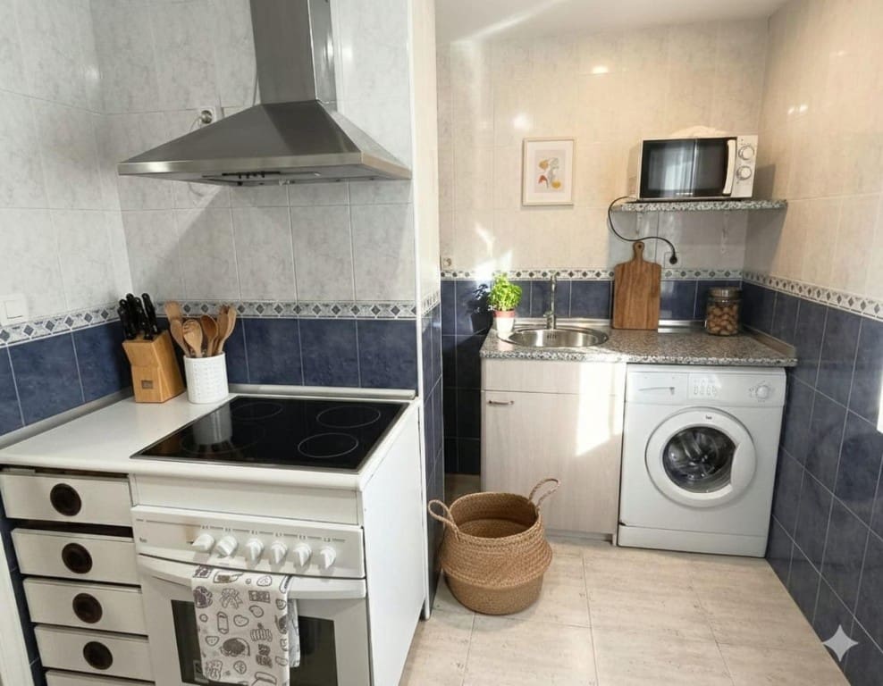 2 bedroom Apartment for sale in Zaragoza city - € 195,000 (Ref: 9604880)