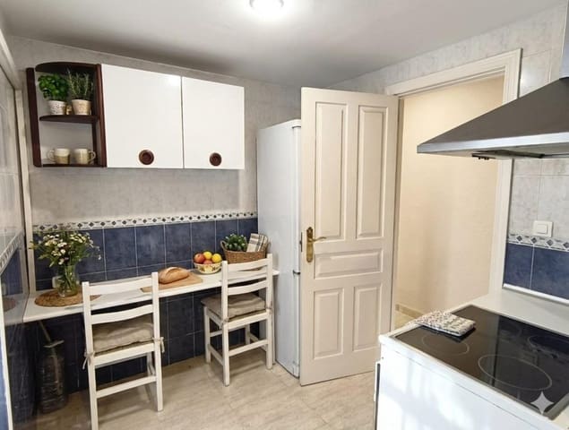 2 makuuhuone Huoneisto myytävänä paikassa Zaragoza kaupunki - 195 000 € (Ref: 9604880)