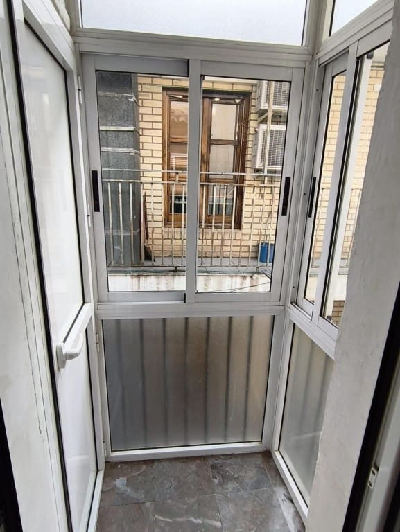 2 bedroom Apartment for sale in Zaragoza city - € 195,000 (Ref: 9604880)