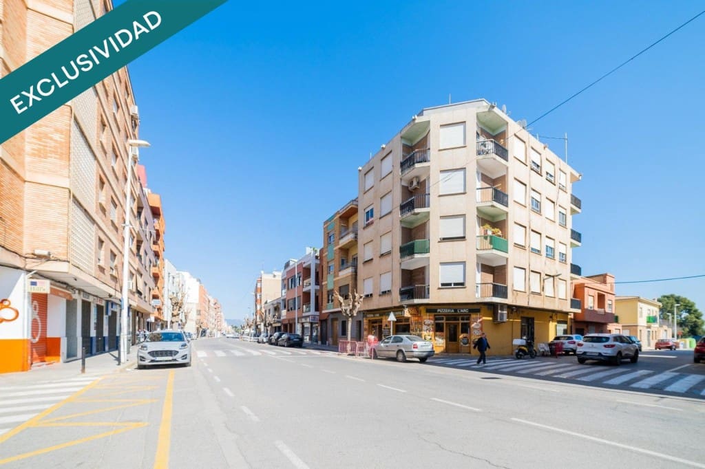 3 quarto Apartamento para venda em Lliria - 140 000 € (Ref: 9604881)