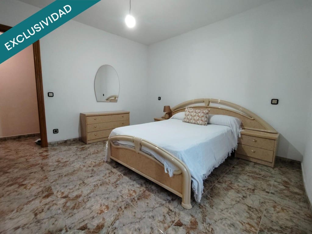 3 soveværelse Lejlighed til salg i Toreno med garage - € 95.000 (Ref: 9604884)