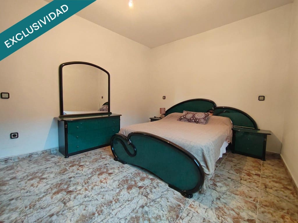 3 soveværelse Lejlighed til salg i Toreno med garage - € 95.000 (Ref: 9604884)