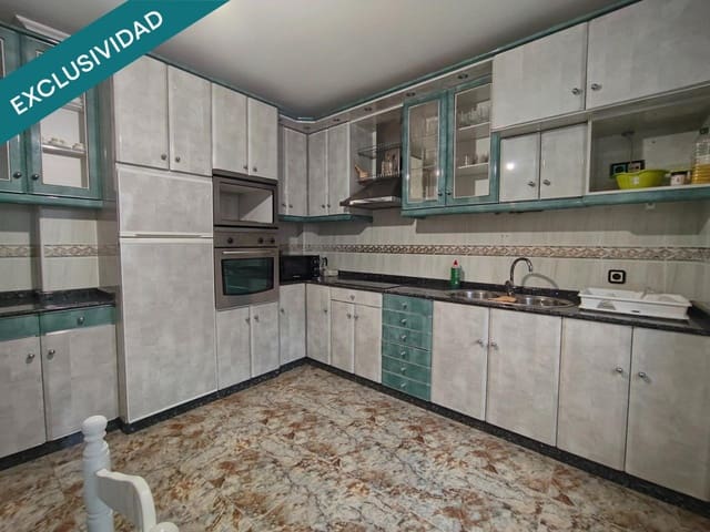 3 soveværelse Lejlighed til salg i Toreno med garage - € 95.000 (Ref: 9604884)