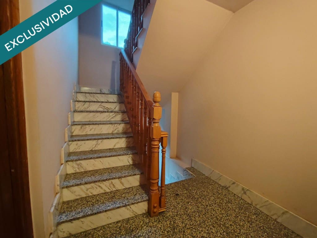 3 soveværelse Lejlighed til salg i Toreno med garage - € 95.000 (Ref: 9604884)