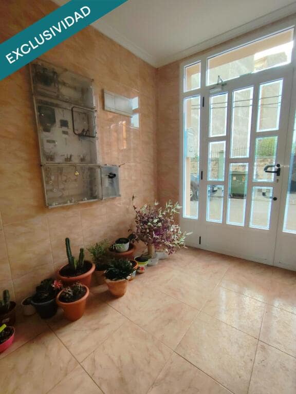 3 bedroom Apartment for sale in Toreno with garage - € 95,000 (Ref: 9604884)