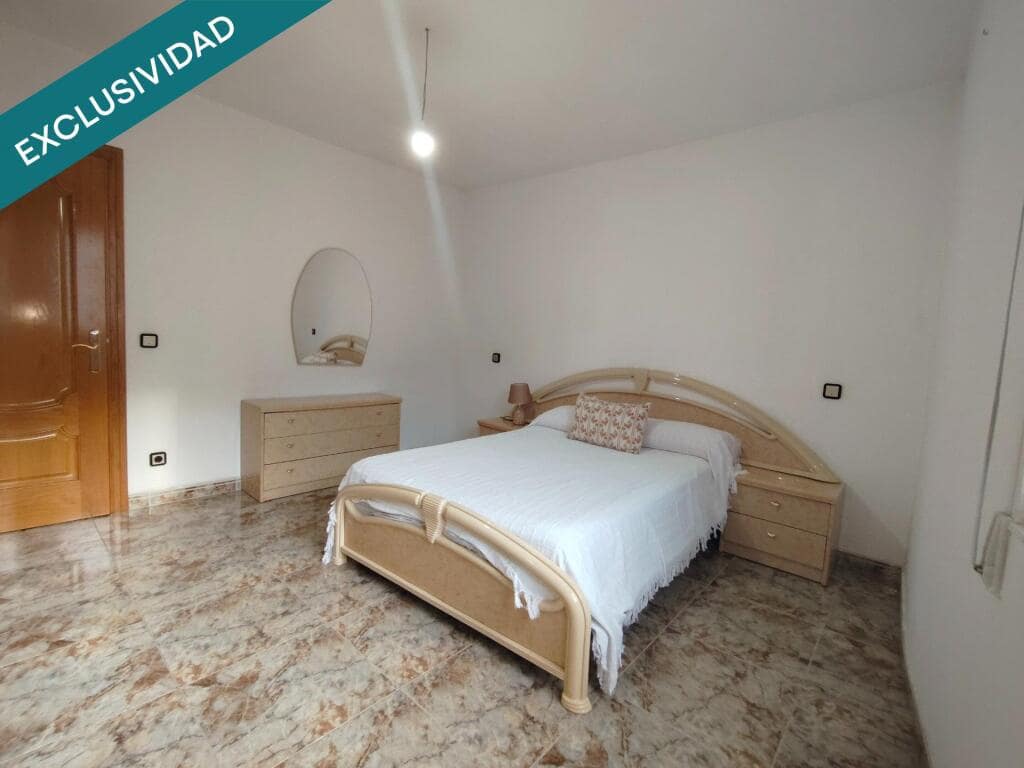 3 bedroom Apartment for sale in Toreno with garage - € 95,000 (Ref: 9604884)