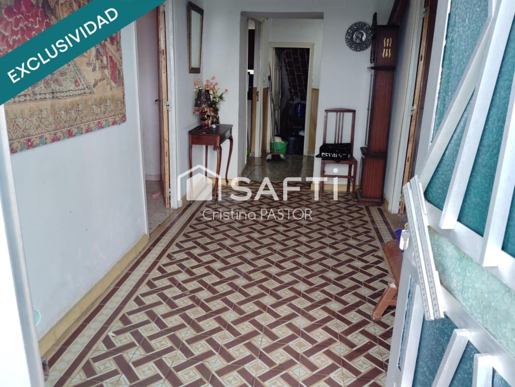 5 bedroom Terraced Villa for sale in Pajares de los Oteros - € 60,000 (Ref: 9604885)