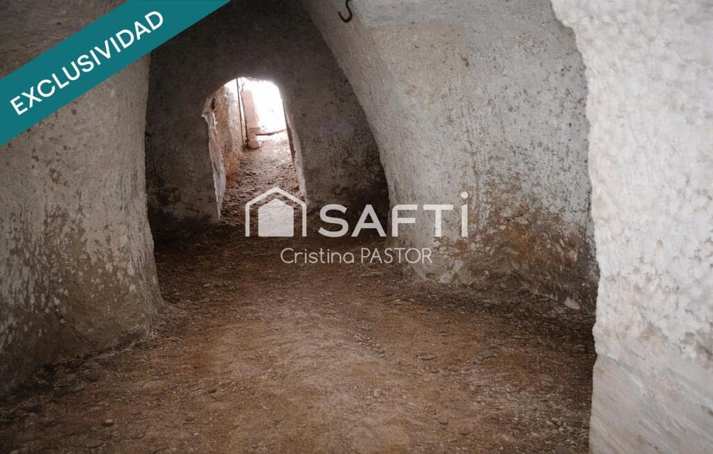 5 soveværelse Rækkehus til salg i Pajares de los Oteros - € 60.000 (Ref: 9604885)