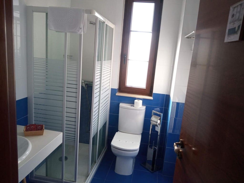 6 soveværelse Villa til salg i Val de San Lorenzo med garage - € 287.000 (Ref: 9604891)