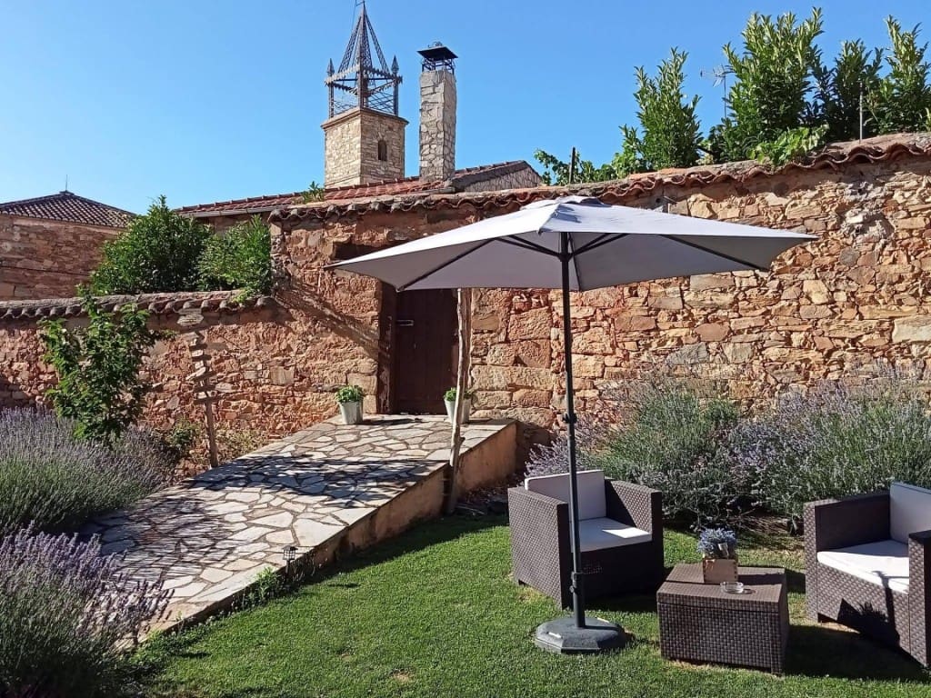 6 soveværelse Villa til salg i Val de San Lorenzo med garage - € 287.000 (Ref: 9604891)