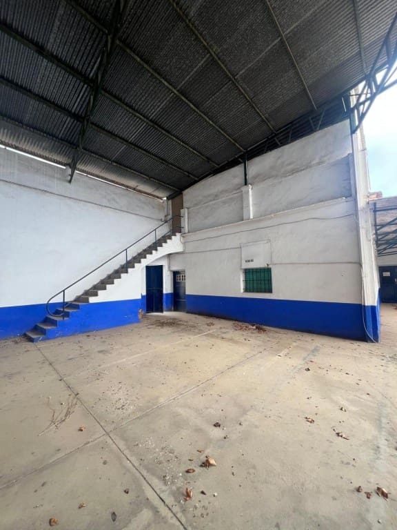 17 soverom Villa til salgs i Argamasilla de Alba - € 350 000 (Ref: 9604892)