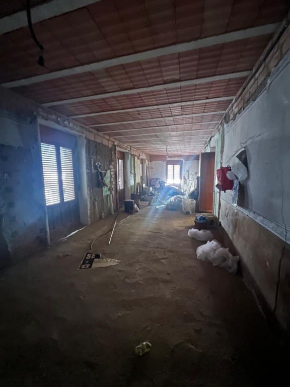 17 soverom Villa til salgs i Argamasilla de Alba - € 350 000 (Ref: 9604892)