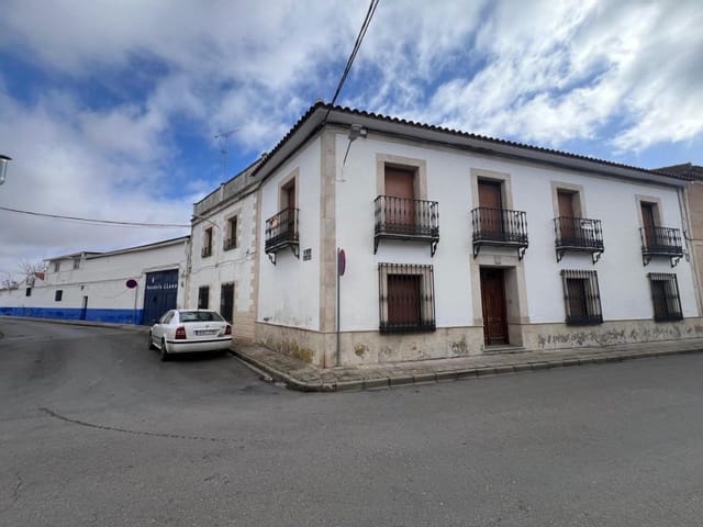17 soverom Villa til salgs i Argamasilla de Alba - € 350 000 (Ref: 9604892)