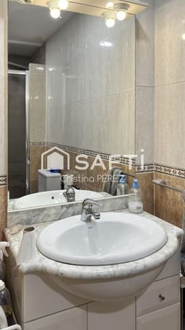 5 makuuhuone Rivitalo myytävänä paikassa Hostalric mukana 
autotalli - 370 000 € (Ref: 9607974)