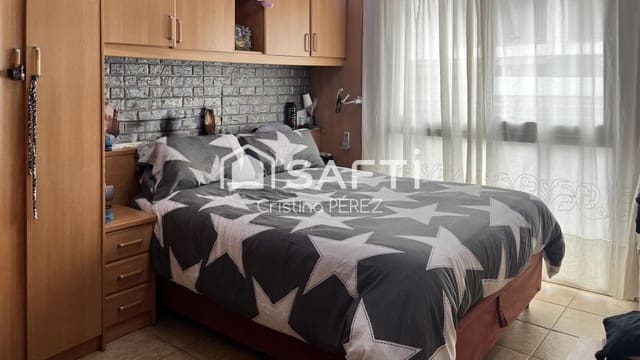 5 makuuhuone Rivitalo myytävänä paikassa Hostalric mukana 
autotalli - 370 000 € (Ref: 9607974)