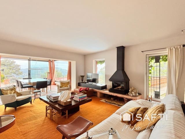 6 Zimmer Villa zu verkaufen in Vallvidrera, El Tibidabo i Les Planes, Barcelona Stadt mit Pool Garage - 1.389.000 € (Ref: 9607975)