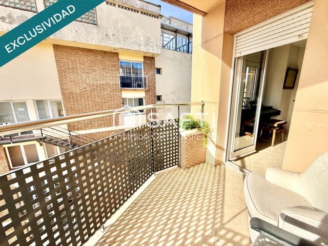 3 makuuhuone Huoneisto myytävänä paikassa Centre, Lloret de Mar mukana 
autotalli - 359 000 € (Ref: 9607976)