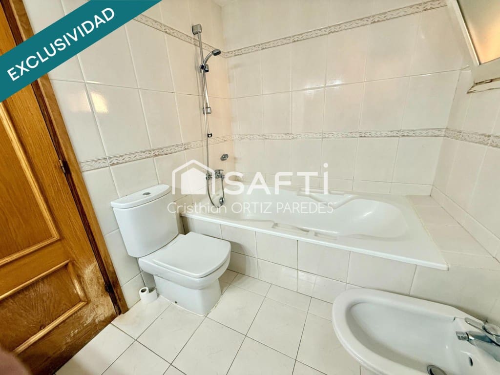 3 soveværelse Lejlighed til salg i Lloret de Mar med garage - € 359.000 (Ref: 9607976)