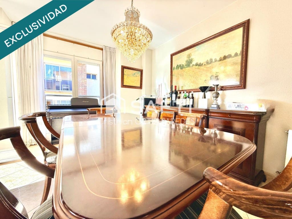 3 soveværelse Lejlighed til salg i Lloret de Mar med garage - € 359.000 (Ref: 9607976)