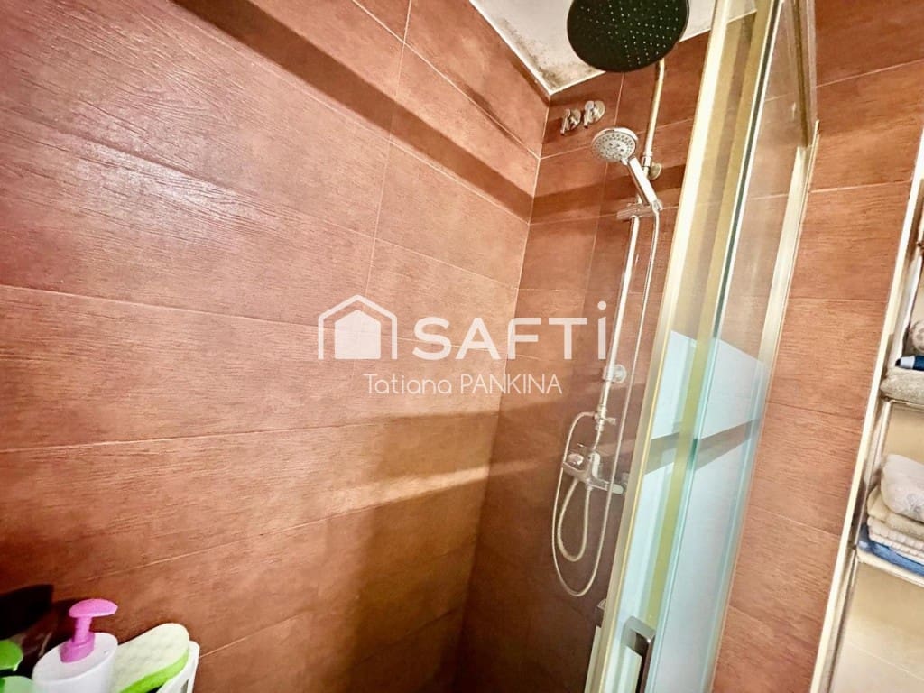 1 bedroom Apartment for sale in Lloret de Mar with pool - € 130,000 (Ref: 9607982)