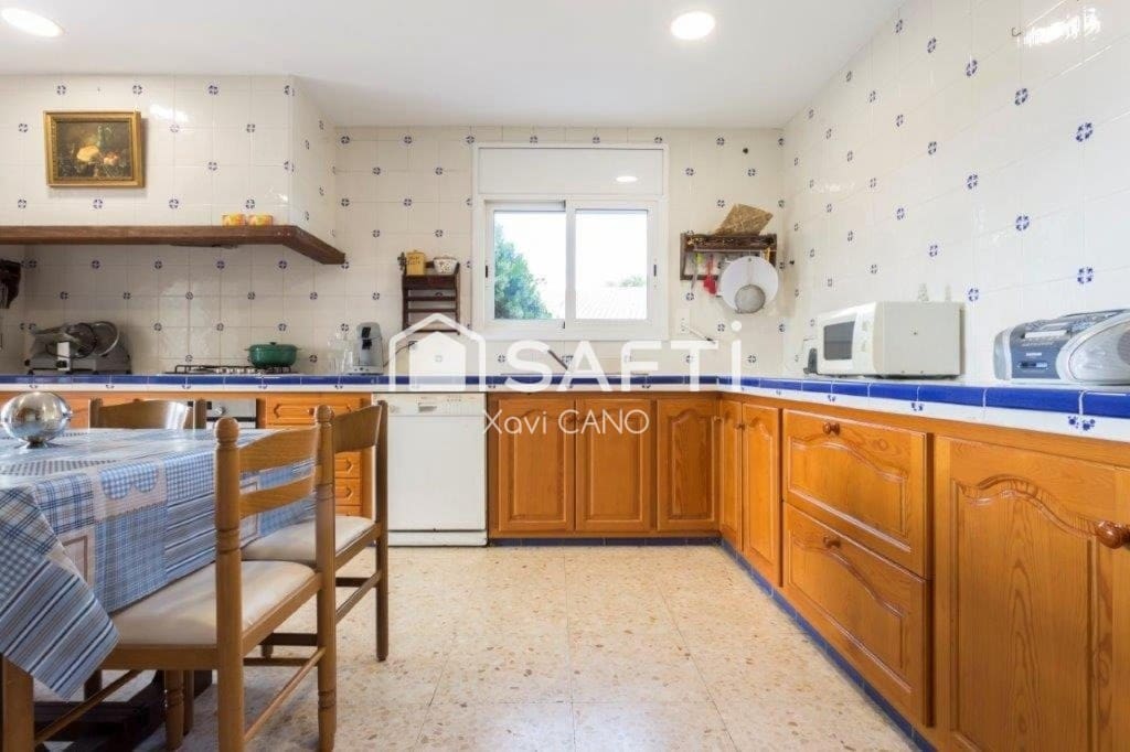 6 quarto Moradia para venda em Macanet de la Selva - 445 000 € (Ref: 9607983)