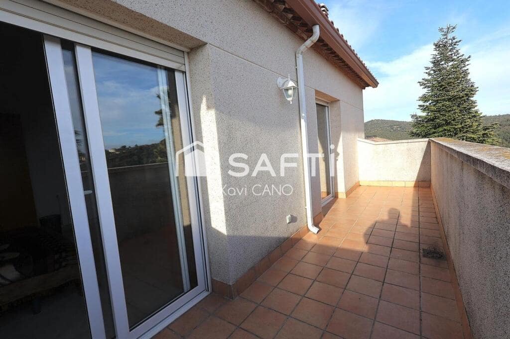 6 bedroom Villa for sale in Macanet de la Selva - € 445,000 (Ref: 9607983)