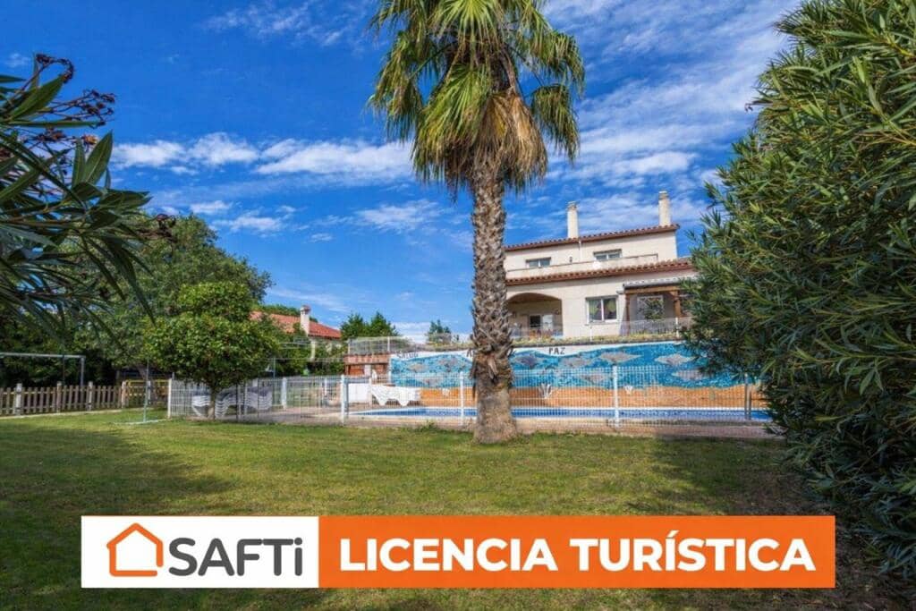 6 bedroom Villa for sale in Macanet de la Selva - € 445,000 (Ref: 9607983)